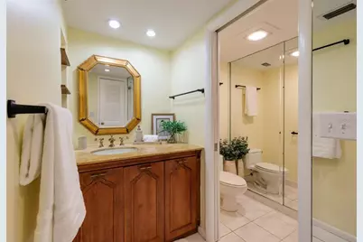 4207 Fairway Run, Tampa, FL 33618 - Photo 18