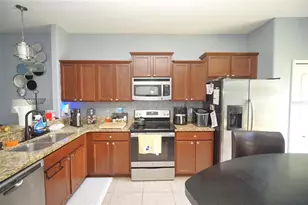 2709 Lantern Hill Ave, Brandon, FL 33511 - Photo 4