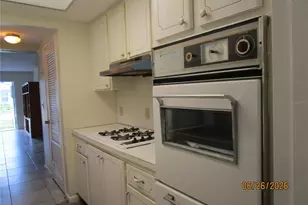 1950 58th Ave N, Saint Petersburg, FL 33714 - Photo 18
