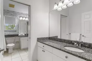 10411 Canary Isle Dr, Tampa, FL 33647 - Photo 30