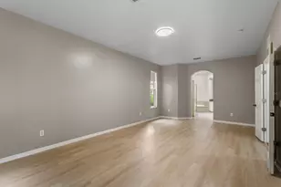 10411 Canary Isle Dr, Tampa, FL 33647 - Photo 10