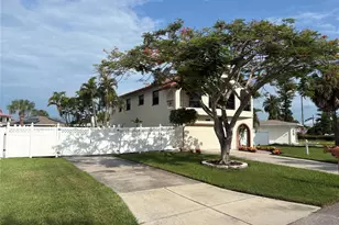 15810 Redington Dr, Redington Beach, FL 33708 - Photo 32