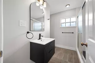 5056 42nd St S, Saint Petersburg, FL 33711 - Photo 42