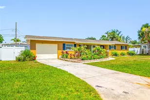5056 42nd St S, Saint Petersburg, FL 33711 - Photo 2