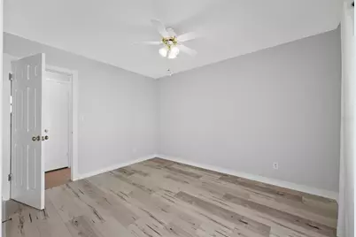5056 42nd Street S, Saint Petersburg, FL 33711 - Photo 32