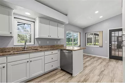 9447 Ashley Drive, Weeki Wachee, FL 34613 - Photo 24