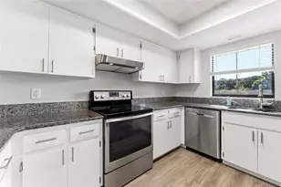 101 Lake Ave NE, Largo, FL 33771 - Photo 12