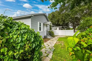 2412 51st Ave N, Saint Petersburg, FL 33714 - Photo 4