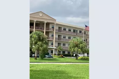 7975 58th Avenue N #408, Saint Petersburg, FL 33709 - Photo 2