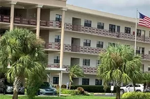 7975 58th Ave N, Saint Petersburg, FL 33709 - Photo 2