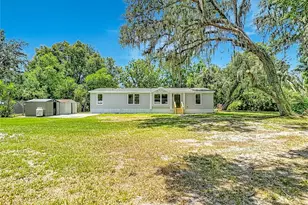 41310 Merrick Rd, Zephyrhills, FL 33540 - Photo 2