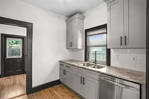2111 Burlington Ave N, Saint Petersburg, FL 33713 - Photo 18