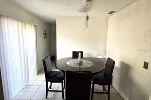 4817 Grove Point Dr, Tampa, FL 33624 - Photo 4