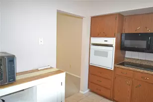 2471 Sumatran Way, Clearwater, FL 33763 - Photo 10