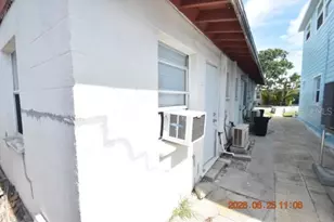 146 Coral Ave, Saint Petersburg, FL 33708 - Photo 10