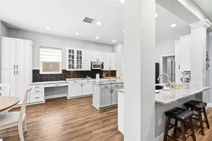 3530 Valencia Cove Ct, Land O Lakes, FL 34639 - Photo 28