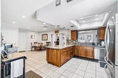 10735 SE Drummond Road, Tampa, FL 33615 - Photo 10