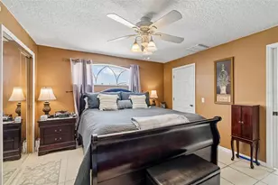 10735 SE Drummond Rd, Tampa, FL 33615 - Photo 14