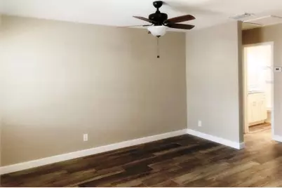520 70th Street N #2, Saint Petersburg, FL 33710 - Photo 4