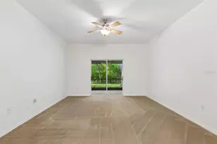 34534 Dellwood Way, Zephyrhills, FL 33541 - Photo 8