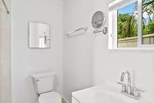 3230 51st St N, Saint Petersburg, FL 33710 - Photo 12