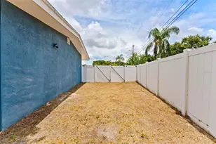 3230 51st St N, Saint Petersburg, FL 33710 - Photo 26
