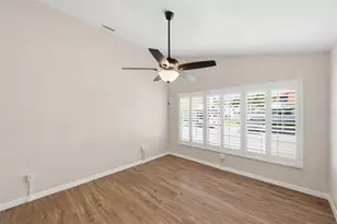 2065 Grove Ln, Clearwater, FL 33763 - Photo 10