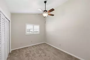 2065 Grove Ln, Clearwater, FL 33763 - Photo 18