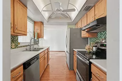 2815 Linden Tree Street, Seffner, FL 33584 - Photo 12