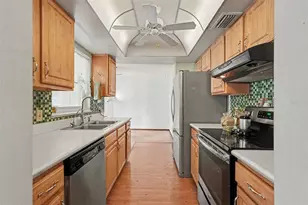 2815 Linden Tree St, Seffner, FL 33584 - Photo 12