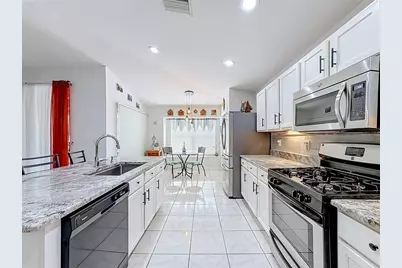 6630 Cambridge Park Drive, Apollo Beach, FL 33572 - Photo 10
