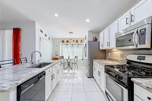 6630 Cambridge Park Dr, Apollo Beach, FL 33572 - Photo 10
