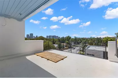 368 14th Street N, Saint Petersburg, FL 33705 - Photo 16