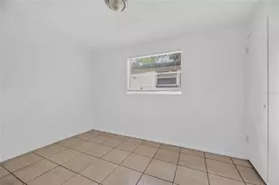 8723 & 8724 N 48th St, Tampa, FL 33617 - Photo 22