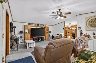 16435 Sweetwater Rd, Dade City, FL 33523 - Photo 6