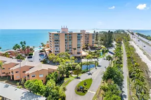 7432 Sunshine Skyway Ln S, Saint Petersburg, FL 33711 - Photo 16