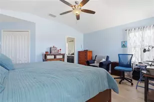 7902 Carriage Pointe Dr, Gibsonton, FL 33534 - Photo 16