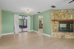 1100 Persimmon Dr, Palm Harbor, FL 34683 - Photo 8