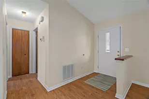 3054 Gloria Ave, Spring Hill, FL 34609 - Photo 6