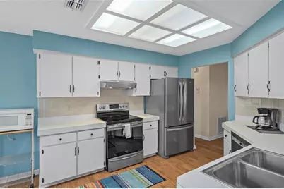 3054 Gloria Avenue, Spring Hill, FL 34609 - Photo 14