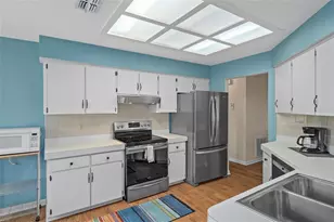 3054 Gloria Ave, Spring Hill, FL 34609 - Photo 14