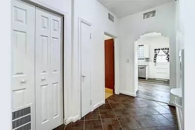 2211 Durham Street, Tampa, FL 33605 - Photo 4