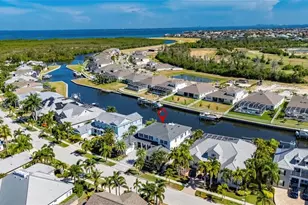 713 Islebay Dr, Apollo Beach, FL 33572 - Photo 2