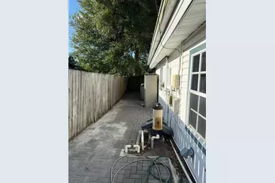 7917 Rideout Road, Tampa, FL 33619 - Photo 6