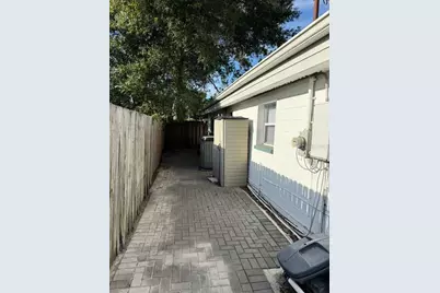 7917 Rideout Road, Tampa, FL 33619 - Photo 8