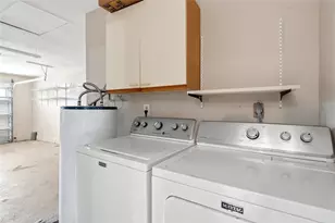 2310 29th St N, Saint Petersburg, FL 33713 - Photo 20