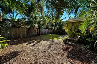 2310 29th St N, Saint Petersburg, FL 33713 - Photo 24