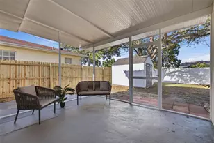 165 Pinewood Ave, Clearwater, FL 33765 - Photo 28