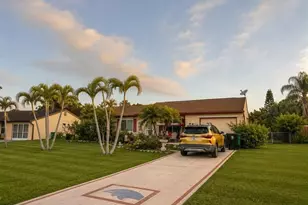2114 SE Shelter Dr, Port Saint Lucie, FL 34952 - Photo 1