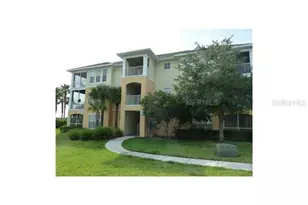 9401 Crescent Loop Cir, Tampa, FL 33619 - Photo 1